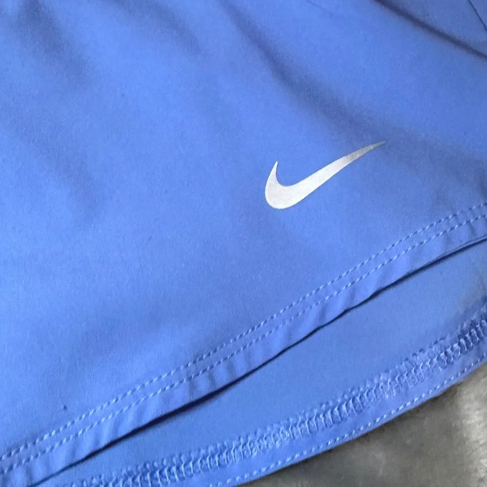 Nike Womens Size XL Dri-FIT Running Shorts Athletic Lined Lightweight Workout